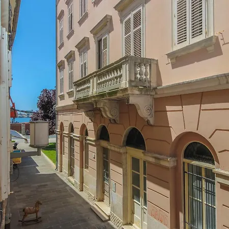 Διαμέρισμα Forum Oasis *