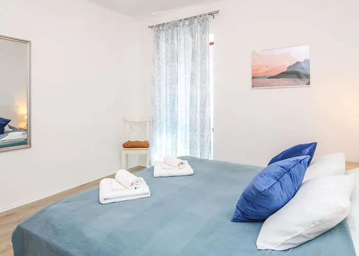 Forum Oasis Апартаменты Пула