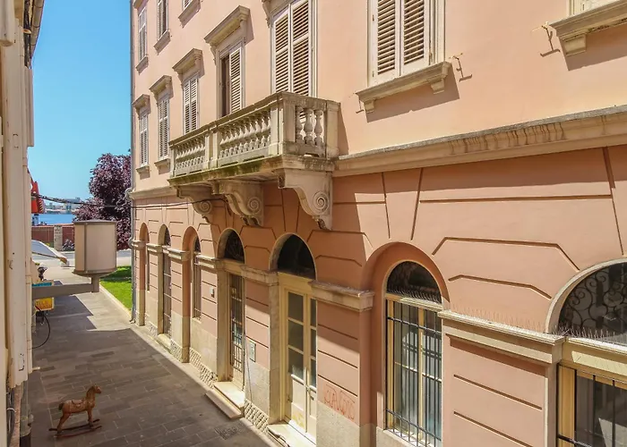 Forum Oasis Apartman